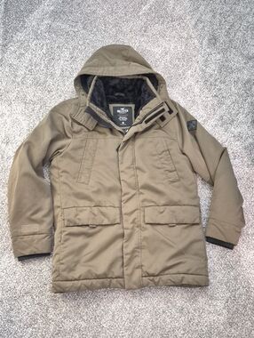 Men's All-Weather Collection Faux-Fur Lined Parka Jacket.